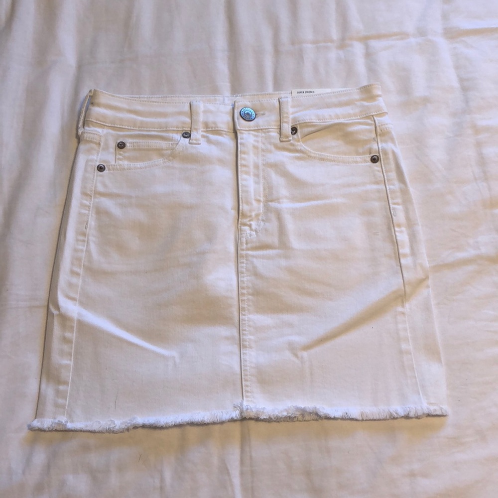 NWT American Eagle white denim skirt